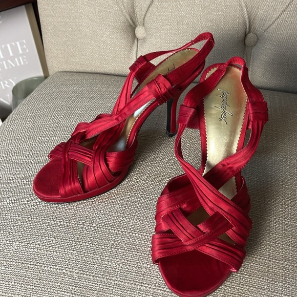 Jacqueline Ferrar high heel shoes. - Picture 2 of 4